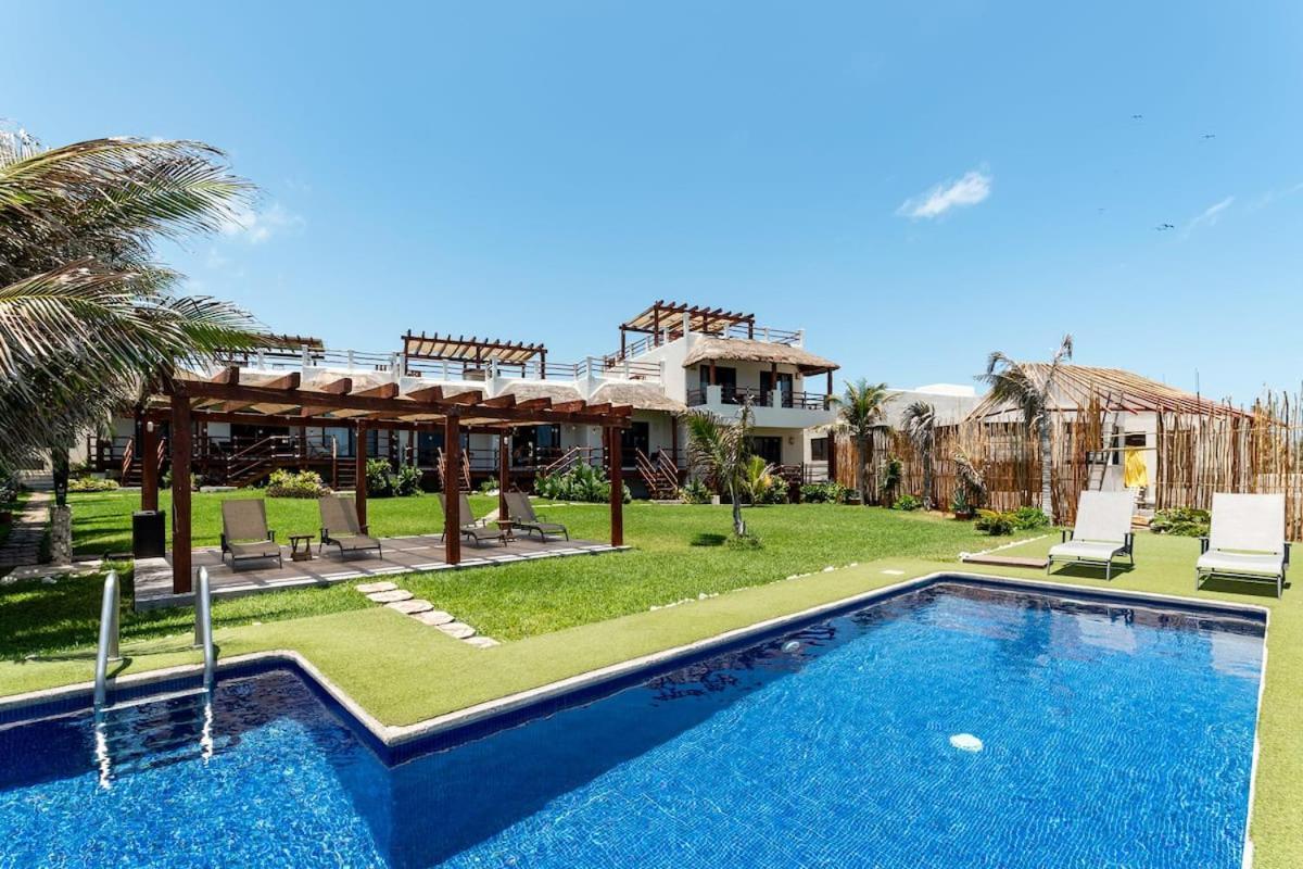 Villa With Ocean View, Pool, Restaurant And Rooftop Isla Mujeres Exteriör bild